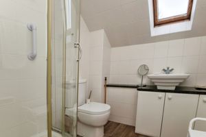 BATHROOM- click for photo gallery